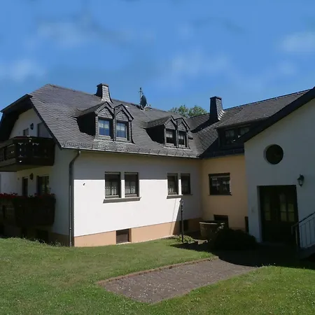 With Sauna In Eschfeld